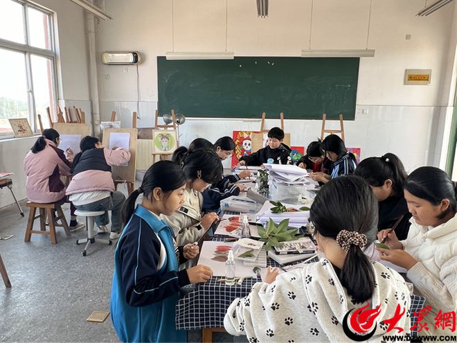 成武縣白浮圖鎮(zhèn)初級中學：五育并舉展風采融合課程鑄未來(圖4)